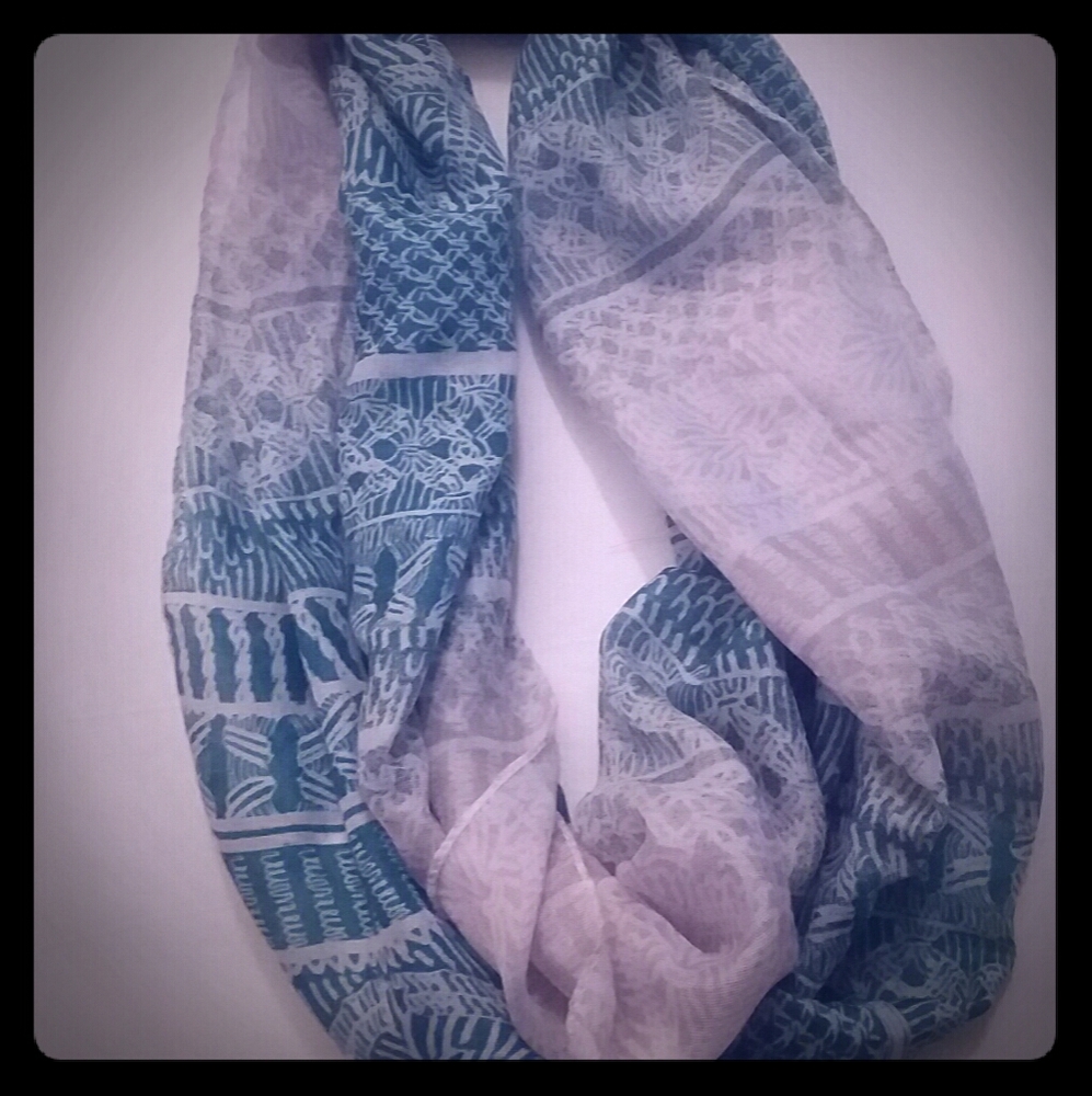 Teal and White Infinity Scarf